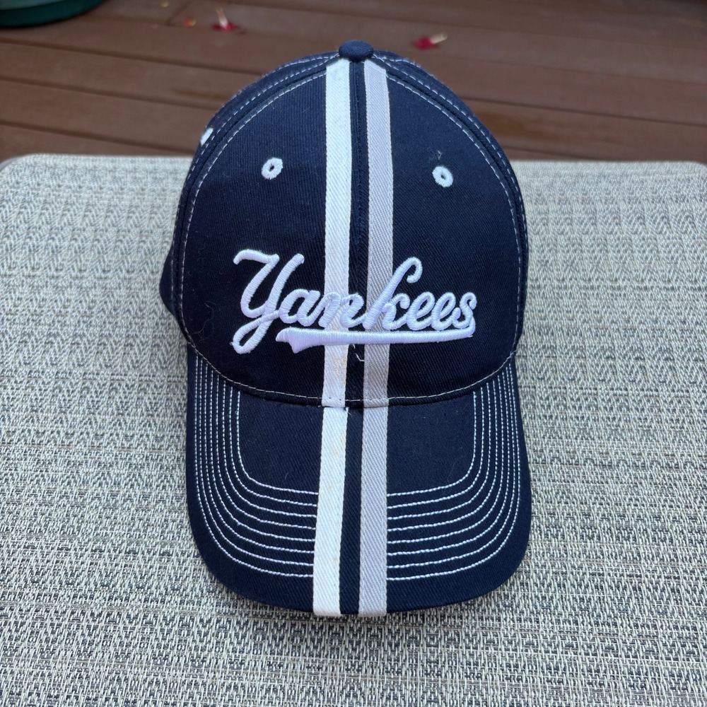 MLB New York Yankees Hat Mens OSFA Navy Blue Good Racing Stripe Cap